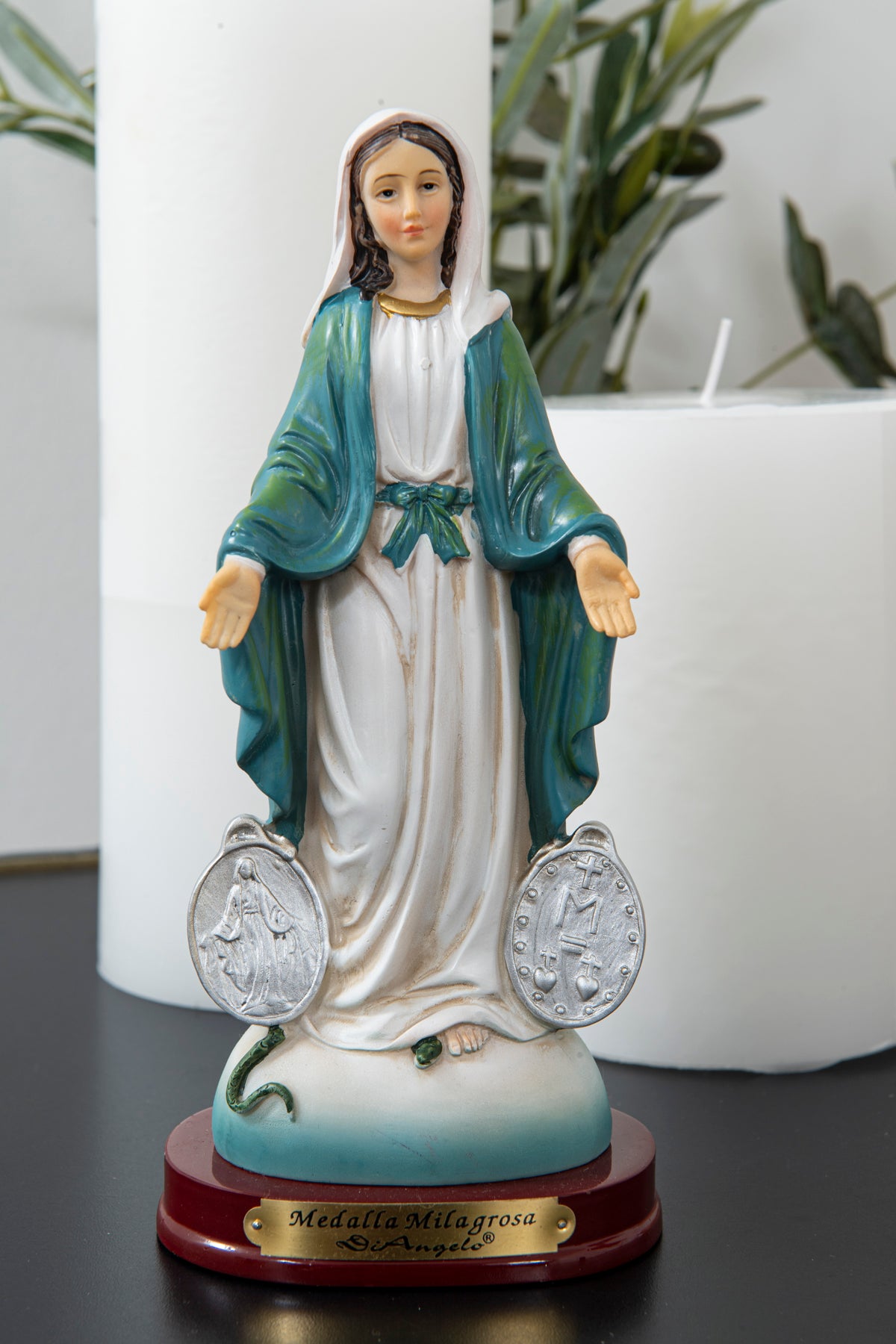 VIRGEN DE LA MEDALLA MILAGROSA