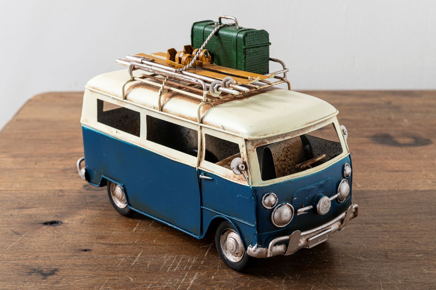 VW.KLEINBUS_METAL_al_80.jpg