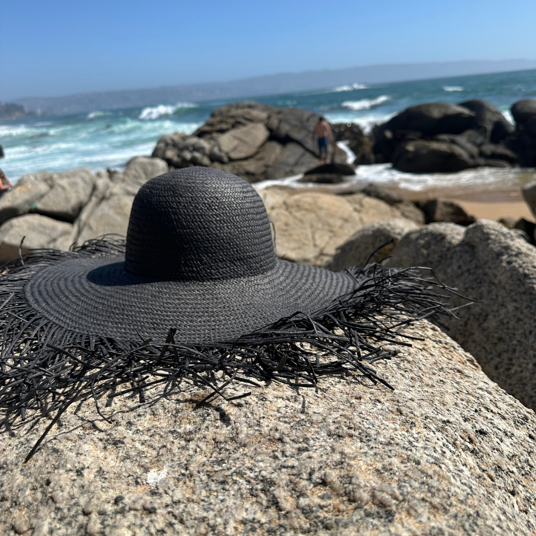 SOMBRERO DE PLAYA NEGRO